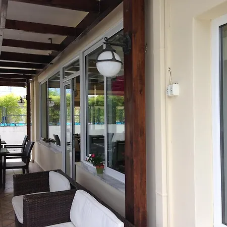 Alma Hotel Kamena Vourla