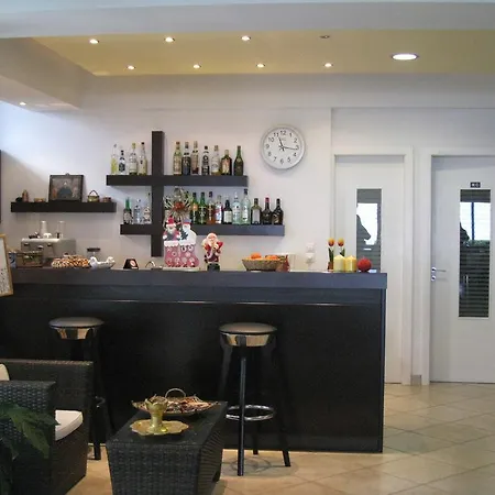 Hotel Alma Kamena Vourla